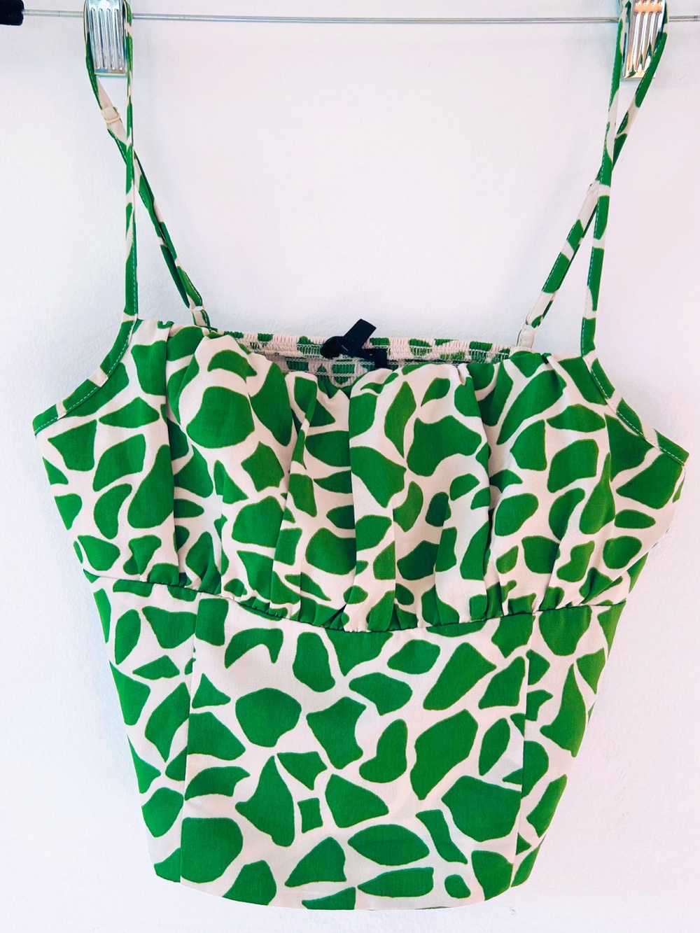 Dynamite Green Printed Spaghetti Strap Crop Top size XS
